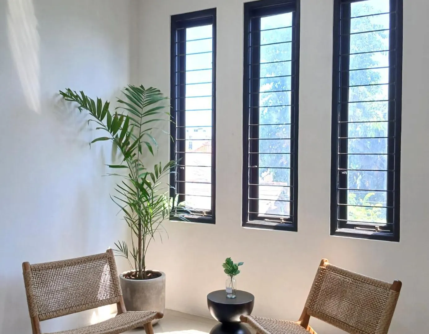 Nice Place To Stay - Cozy Living Seminyak Aparthotel