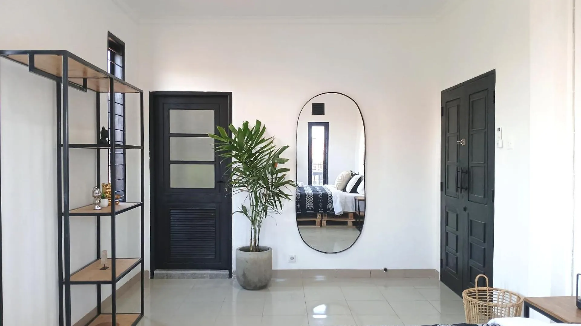 Nice Place To Stay - Cozy Living Seminyak  Aparthotel Seminyak (Bali)
